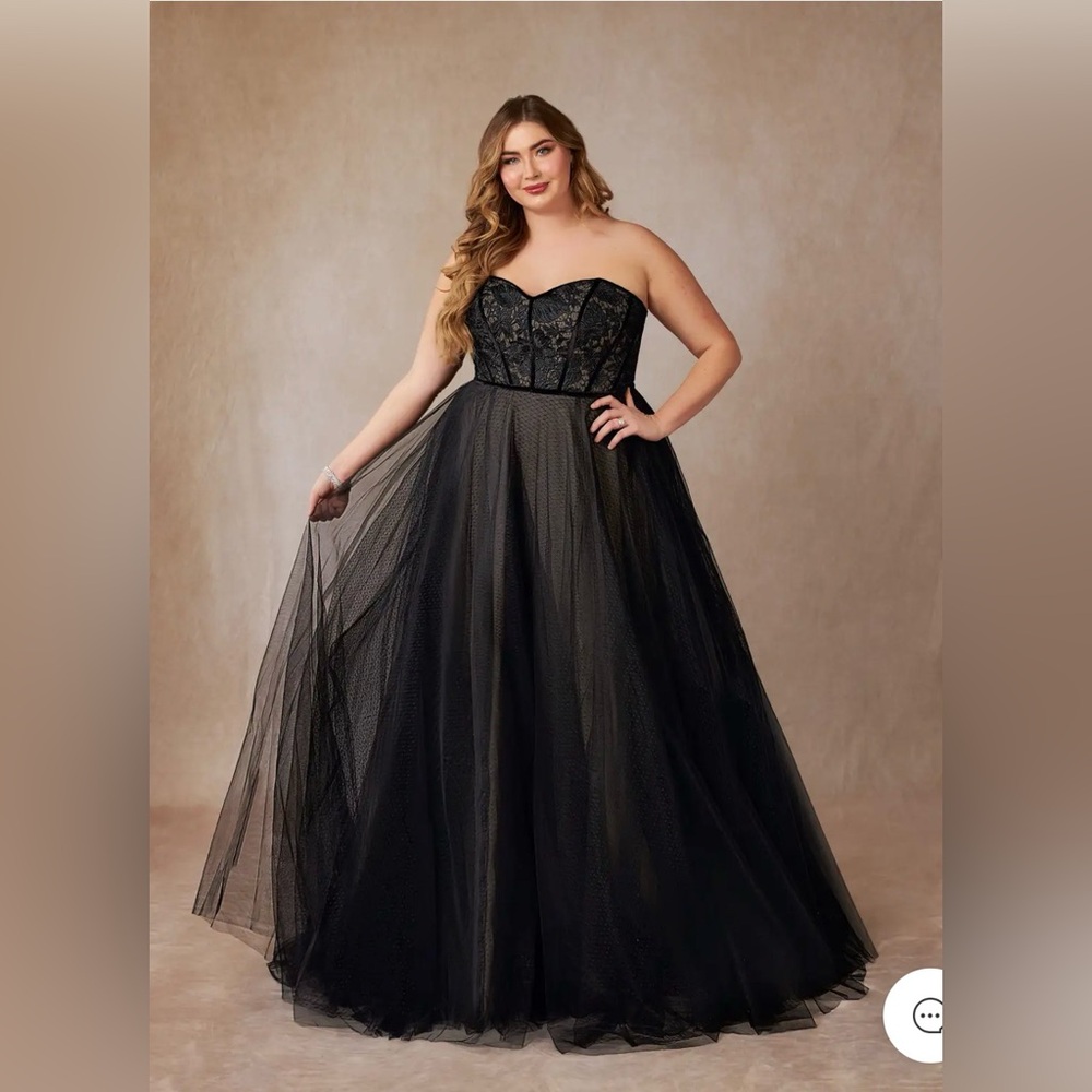 Azazie Black Strapless Sweetheart Prom Gown